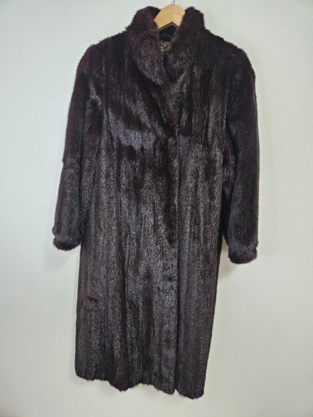 Vintage Mink Fur Long Coat Chocolate  Brown  Luxury Mob Wife old money